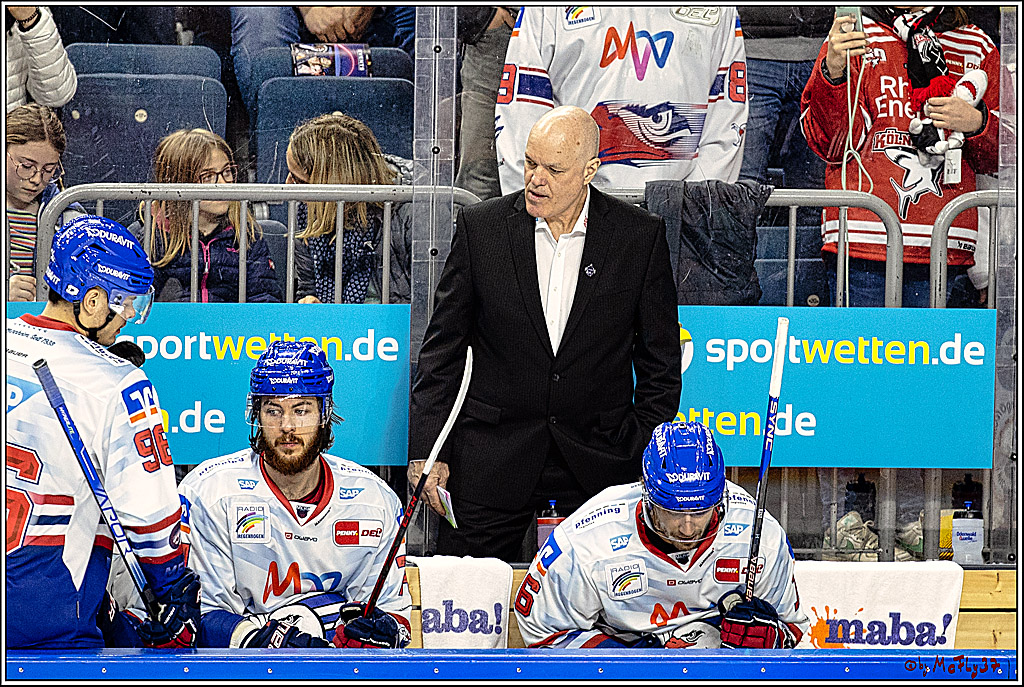 PENNY DEL Viertelfinale Spiel 6;  Koelner Haie - Adler Mannheim; Koeln, 26.03.2023
